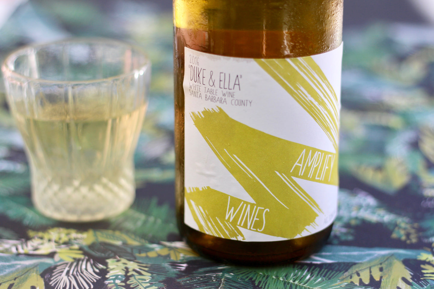 2016 Amplify ‘Duke + Ella’ White Blend - Rock Juice Inc