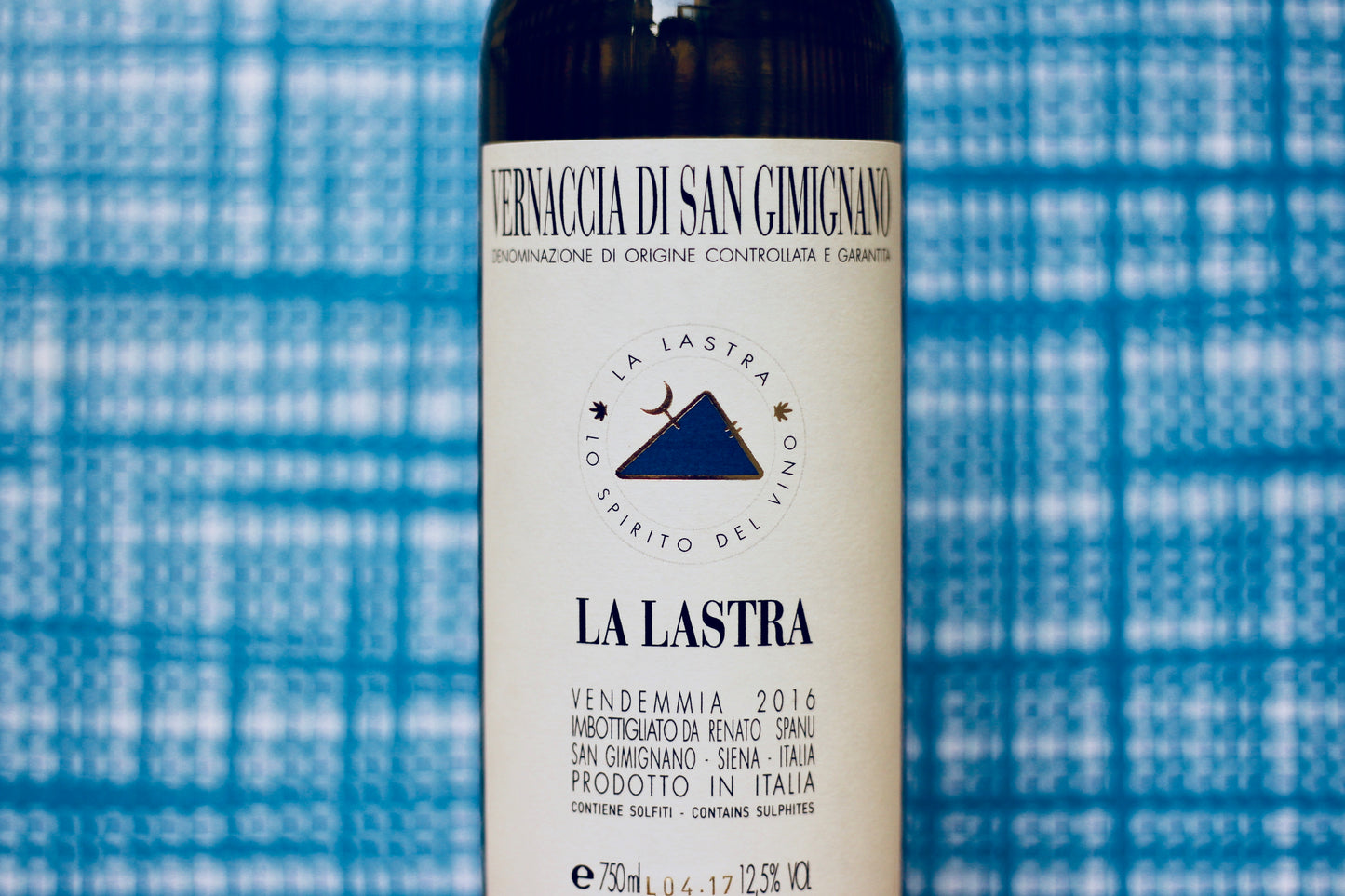 2016 La Lastra Vernaccia di San Gimigiano - Rock Juice Inc